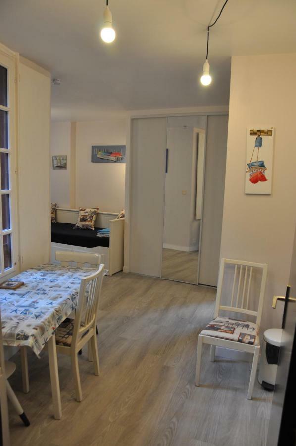 La Bertaudiere Apartment Saint-Malo Luaran gambar